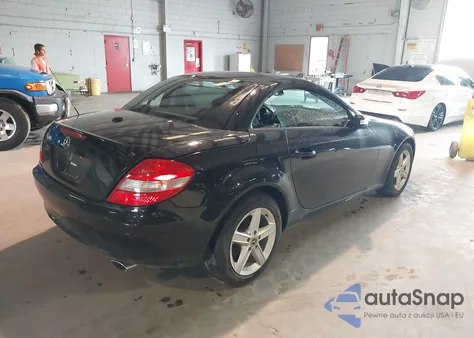 2007 Mercedes-Benz Slk 280 из США, поврежденный, VIN WDBWK54F07F134240